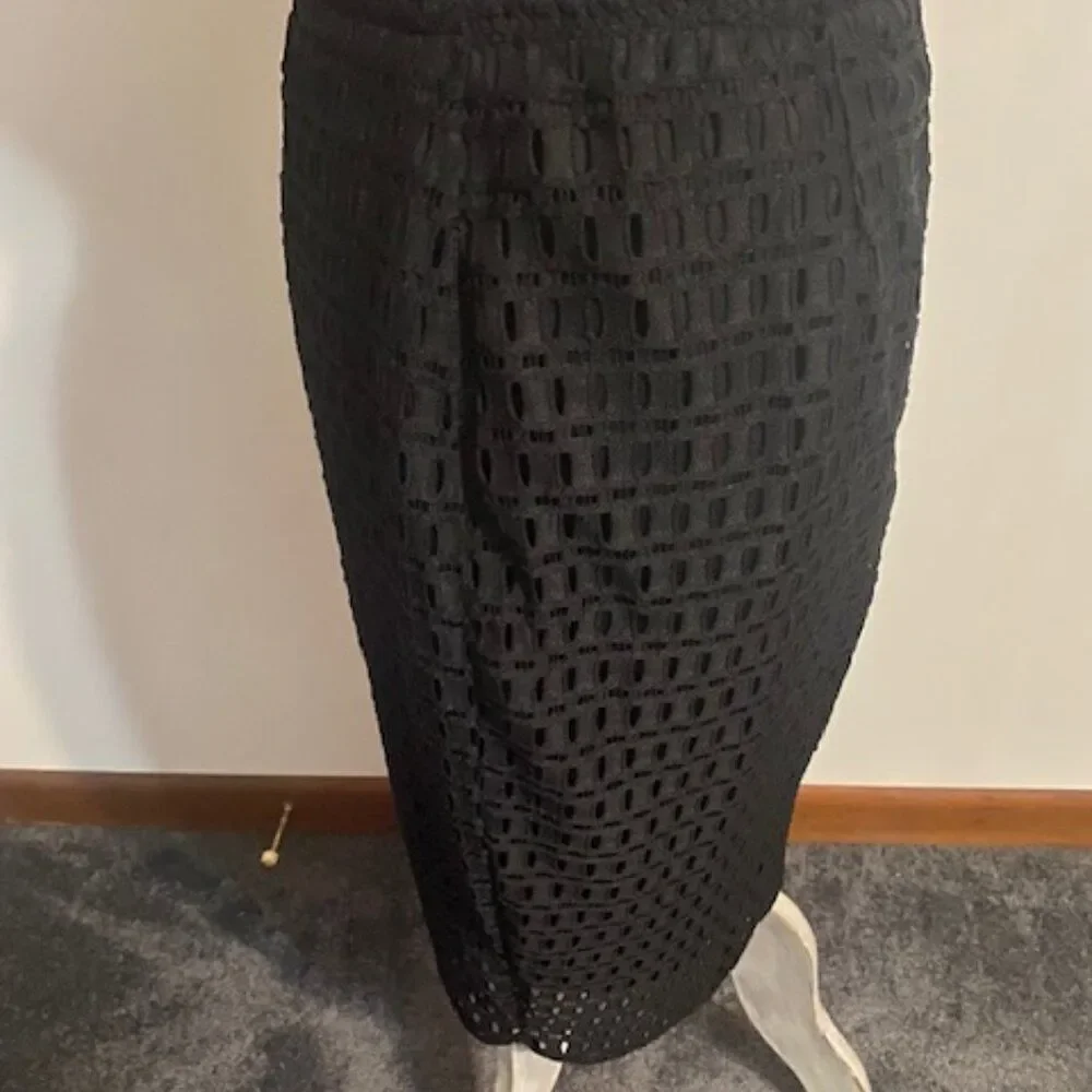 Lane Bryant Black eyelet back zip pencil skirt, size 14